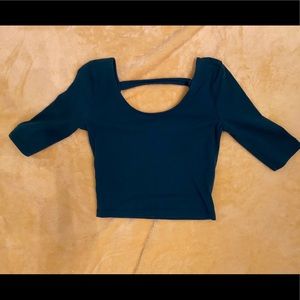 Turquoise crop top with quarter sleeves